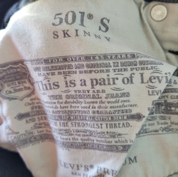 Levis 501 Cut-Off Women’s Denim Shorts Washed Gray Black raw hem Sz 25 - Picture 6 of 7